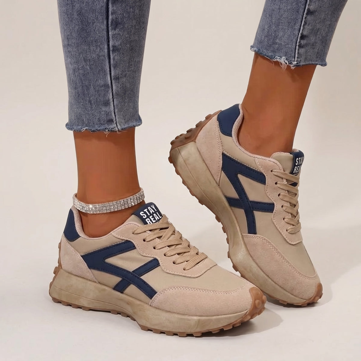 Cassidy - Retro Orthopedic Sneakers